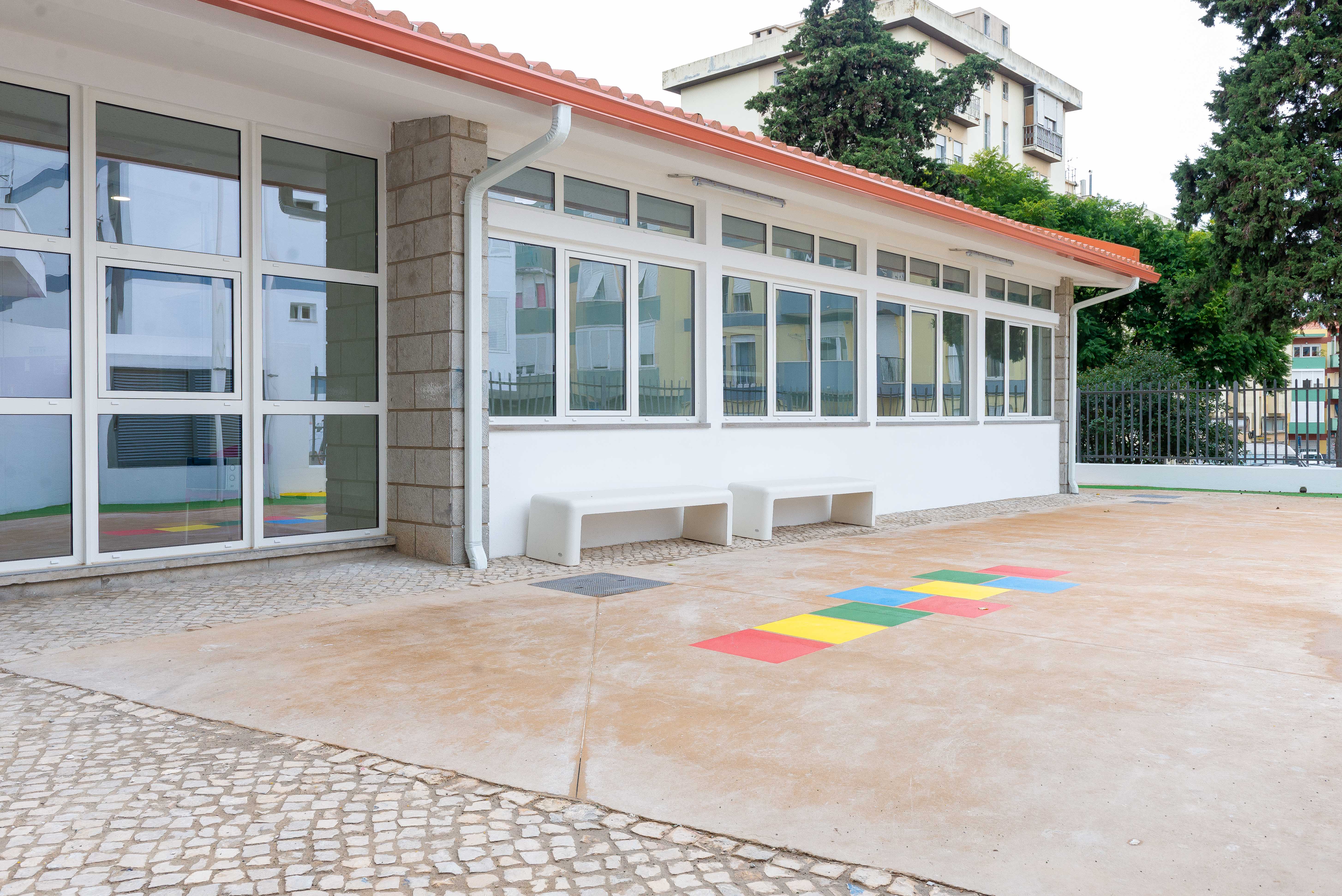 imagem da escola após requalificação